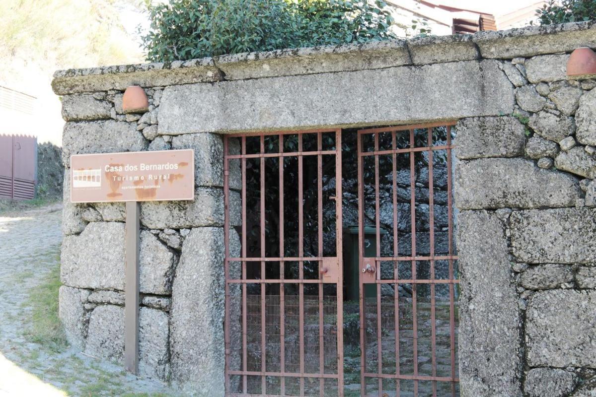 Apartamento Casa dos Bernardos Terras de Bouro Exterior foto